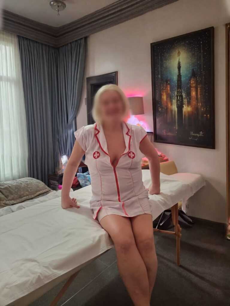 Erotic Massage Therapist in Ireland, London and Scotland