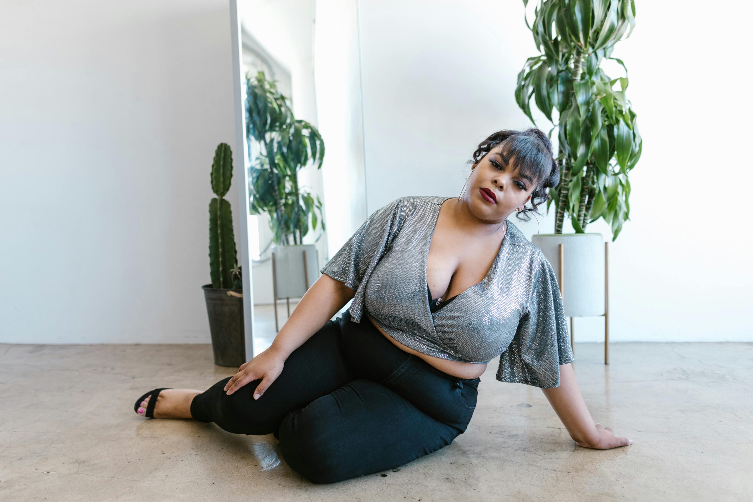 BBW woman in seductive pose